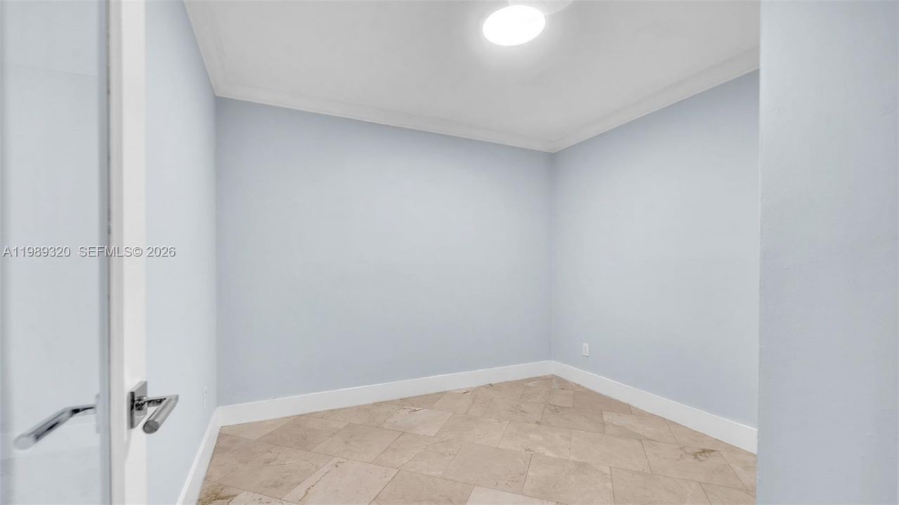 2900 SW 92nd Ave, Unit 2900, Miami, FL 33165 Photo