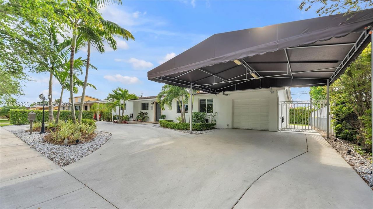 2900 SW 92nd Ave, Unit 2900, Miami, FL 33165 Photo