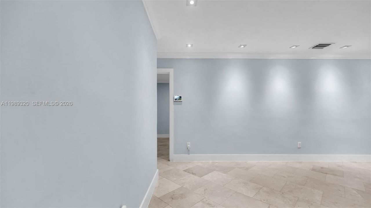 2900 SW 92nd Ave, Unit 2900, Miami, FL 33165 Photo