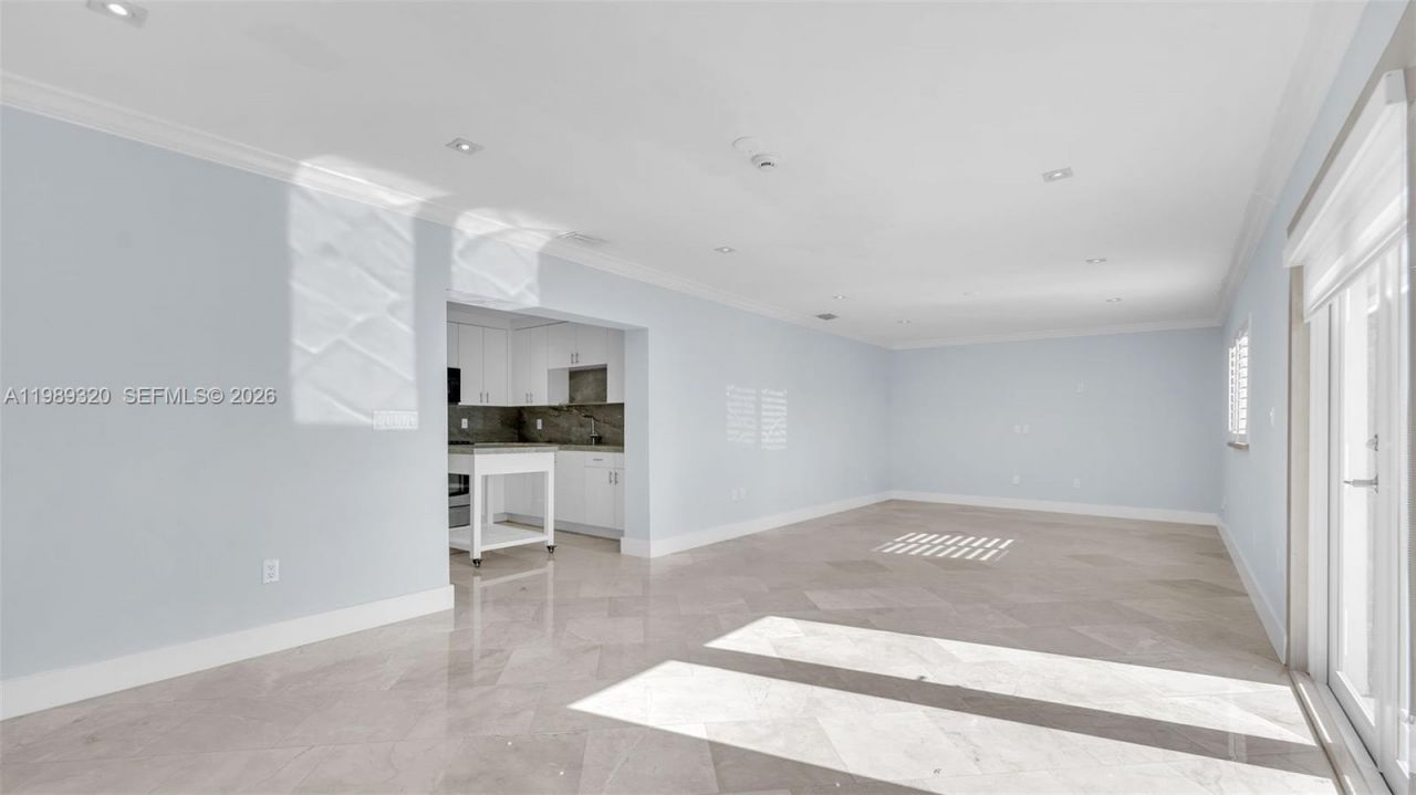 2900 SW 92nd Ave, Unit 2900, Miami, FL 33165 Photo