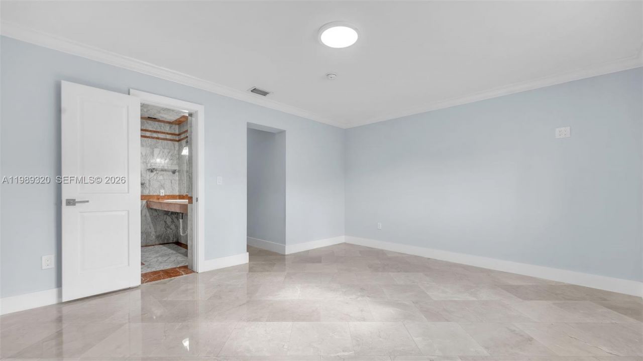 2900 SW 92nd Ave, Unit 2900, Miami, FL 33165 Photo