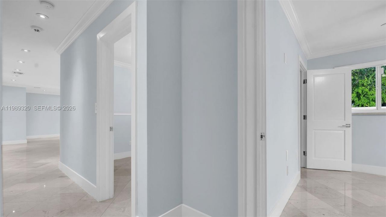 2900 SW 92nd Ave, Unit 2900, Miami, FL 33165 Photo