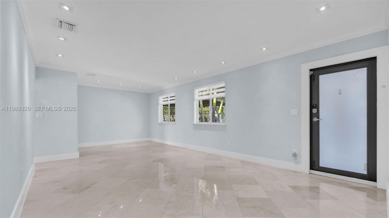 2900 SW 92nd Ave, Unit 2900, Miami, FL 33165 Photo