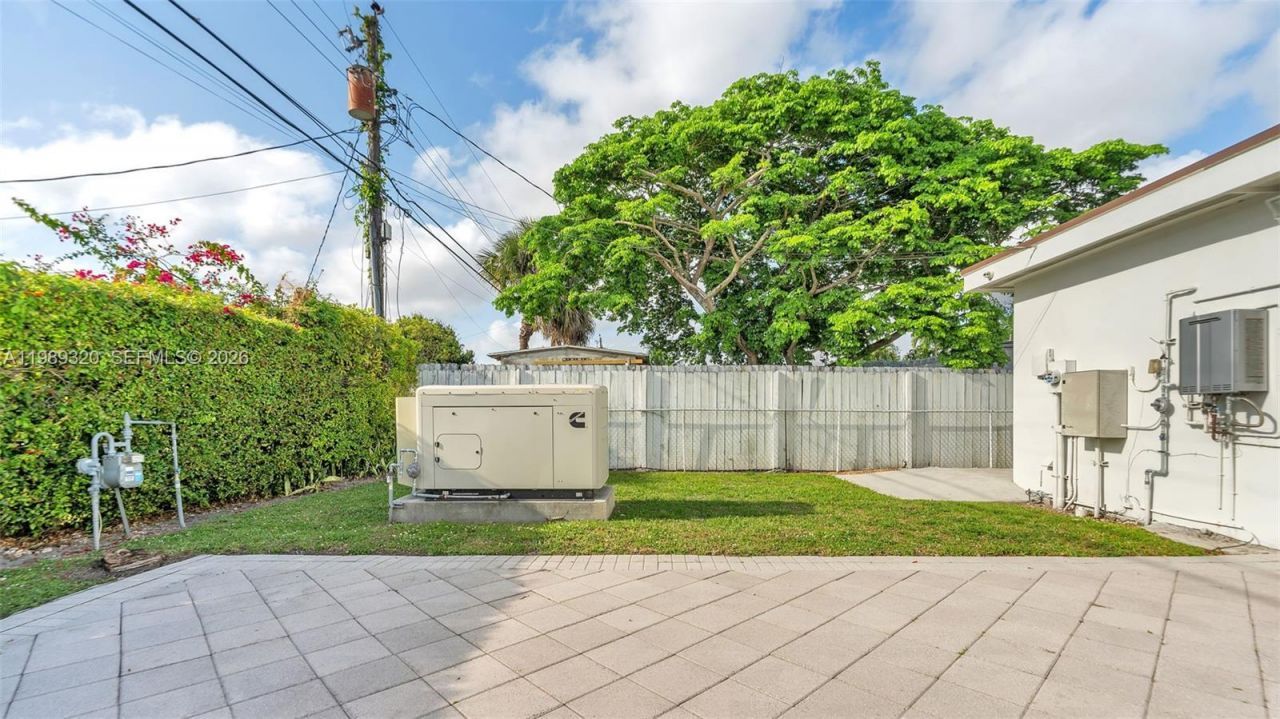 2900 SW 92nd Ave, Unit 2900, Miami, FL 33165 Photo