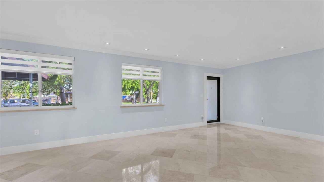 2900 SW 92nd Ave, Unit 2900, Miami, FL 33165 Photo