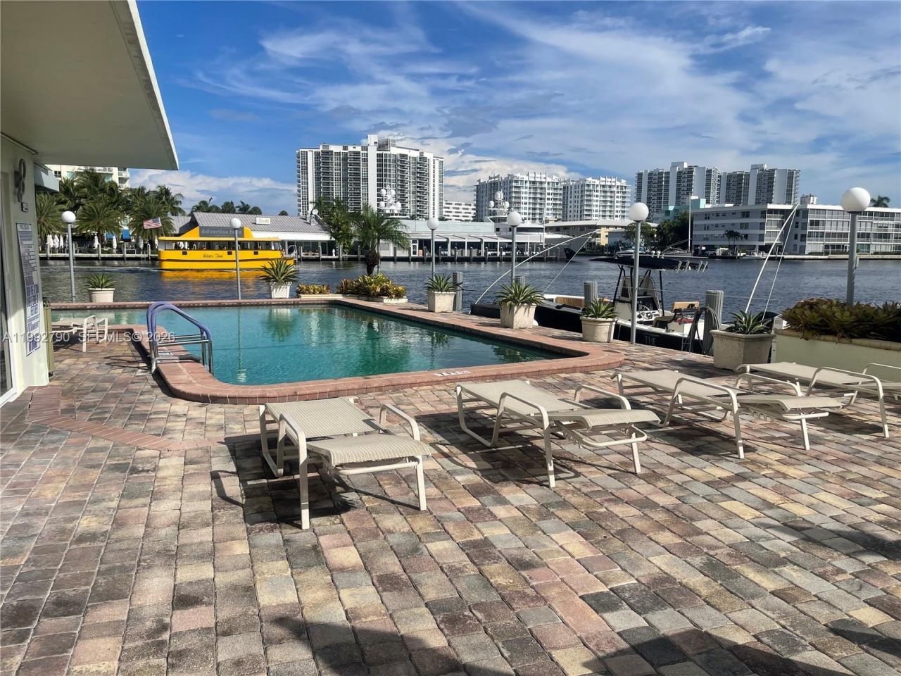 2900 NE 30th St, Unit B7, Fort Lauderdale, FL 33306 Photo