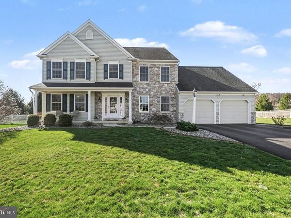 772 RISHEL DRIVE, YORK, PA 17406