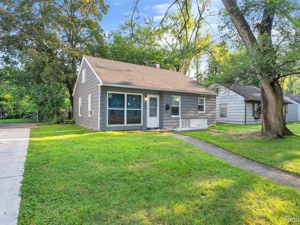 10750 Albany St Street, Oak Park, MI 48237