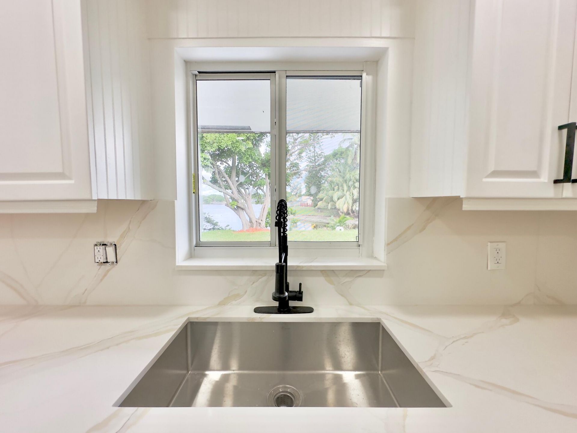 6811 NW 32nd Avenue, Fort Lauderdale, FL 33309 Photo