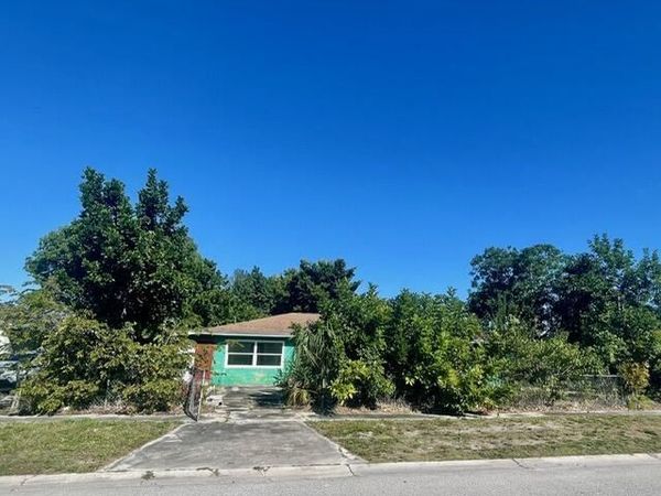 3106 Tropic Boulevard, Fort Pierce, FL 34946