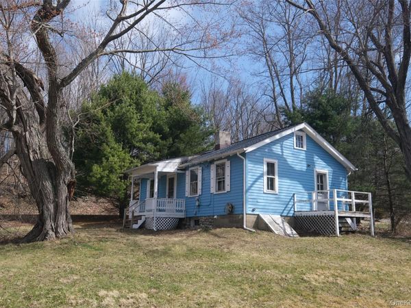 68 Bushwick Road , Poughkeepsie, NY 12603