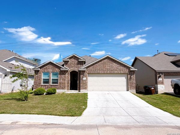 3834 Glenloch, Converse, TX 78109