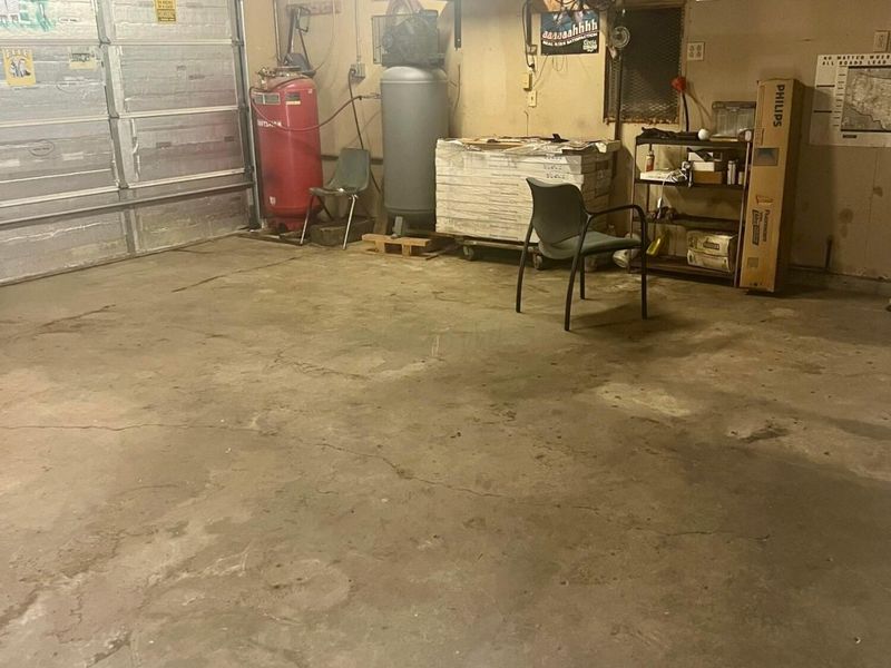 1055 Hart Road , Columbus, OH 43223 Photo 15