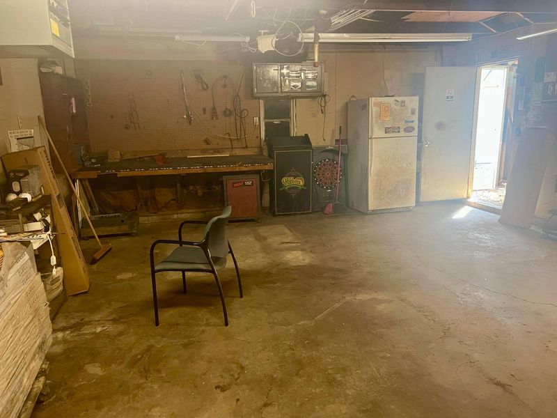 1055 Hart Road , Columbus, OH 43223 Photo 16