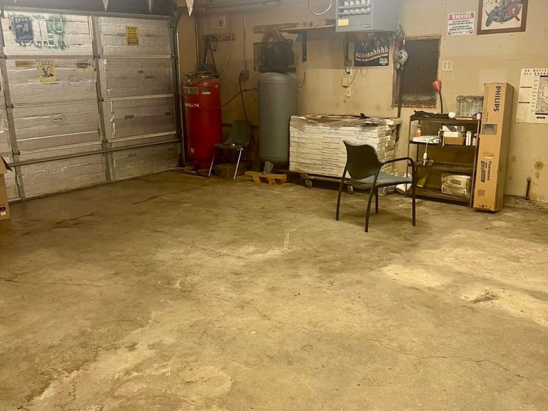 1055 Hart Road , Columbus, OH 43223 Photo 19