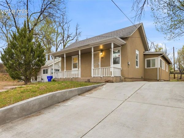 911 S El Paso Street, Colorado Springs, CO 80903