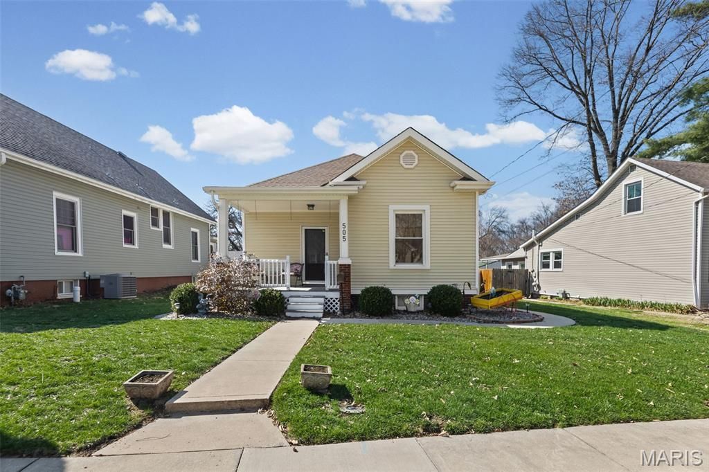 505 N Buchanan Street , Edwardsville, IL 62025 Main Photo