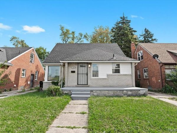 15100 Hubbell Street , Detroit, MI 48227