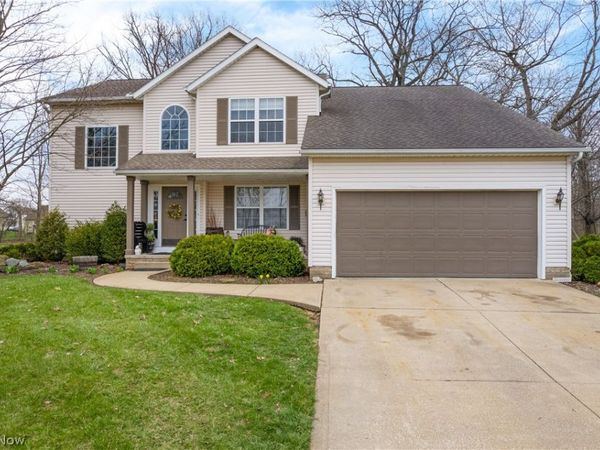 2480 Cyprus Drive SE, Massillon, OH 44646