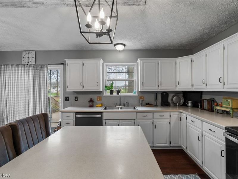 2480 Cyprus Drive SE, Massillon, OH 44646 Photo 12