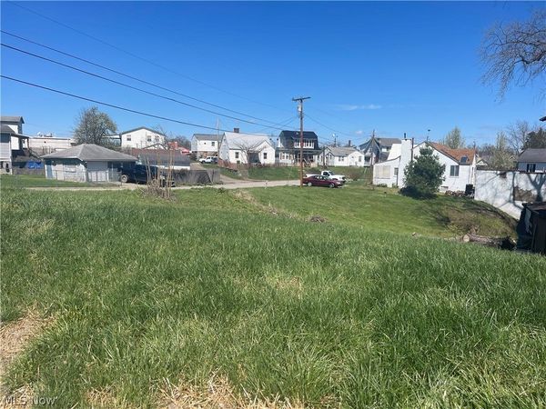 1401 Andrew Street, Parkersburg, WV 26101