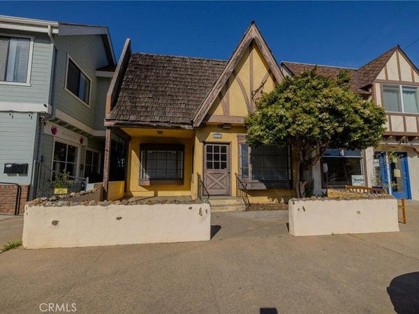 739 Main, Cambria, CA 93428