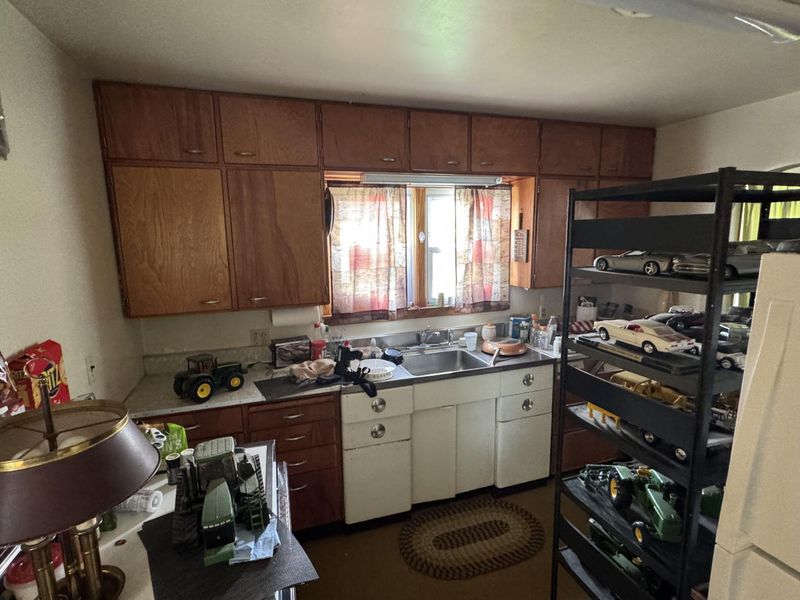 35 N Church Street, South Charleston, OH 45368 Photo 10