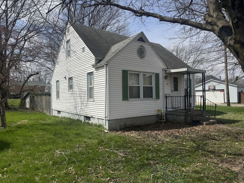 35 N Church Street, South Charleston, OH 45368 Photo 2