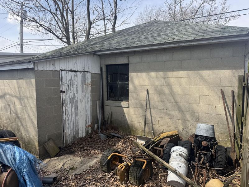 35 N Church Street, South Charleston, OH 45368 Photo 8