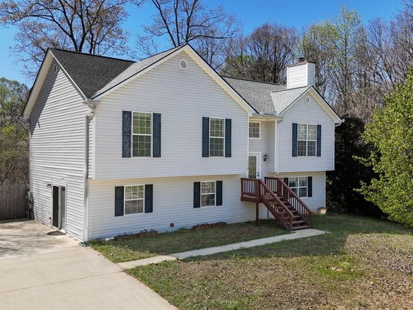 5758 Riley Farm Drive, Lula, GA 30554