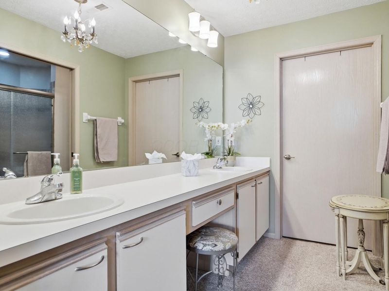 2237 Ravine Woods Drive, Grove City, OH 43123 Photo 34