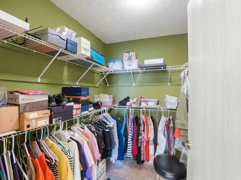 2237 Ravine Woods Drive, Grove City, OH 43123 Photo 37