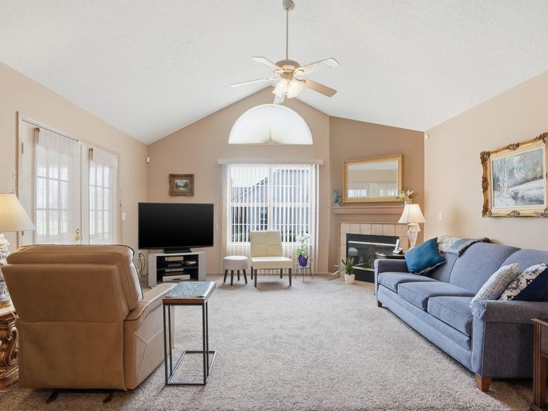 2237 Ravine Woods Drive, Grove City, OH 43123 Photo 7