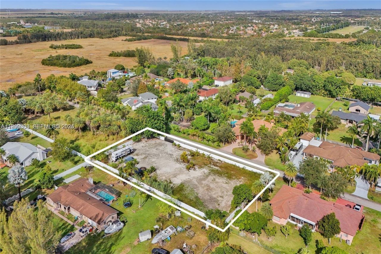 19730 SW 14th St , Pembroke Pines, FL 33029 Photo