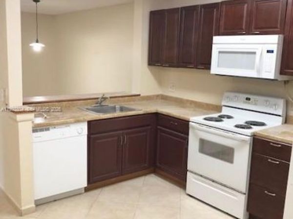 10749 Cleary Blvd , Unit 101, Plantation, FL 33324