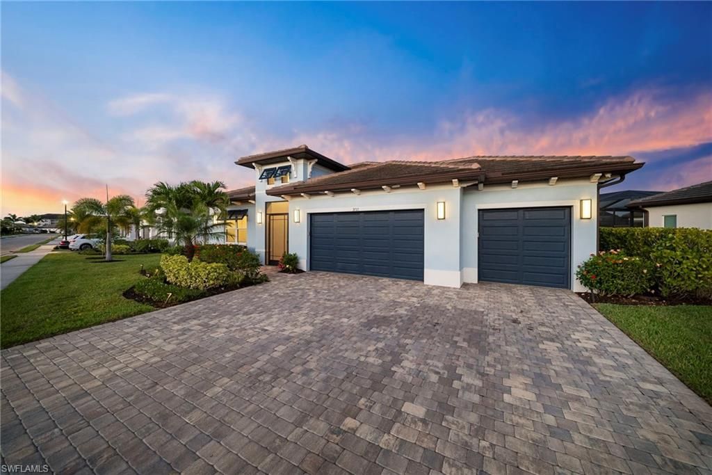 3721 Sapphire Cove Cir, Naples, FL 34114 Photo