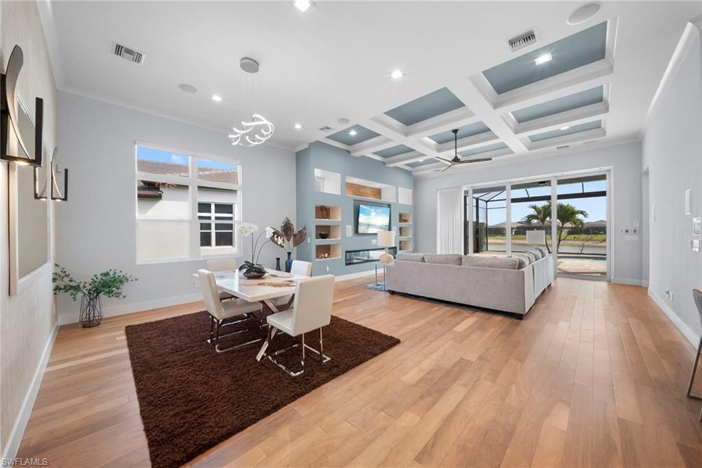 3721 Sapphire Cove Cir, Naples, FL 34114 Photo