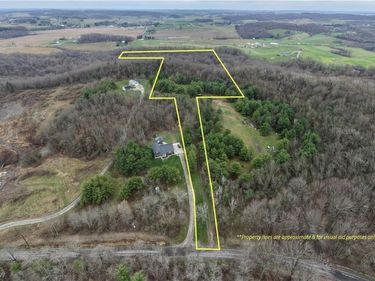 5742 Hilltop Drive NW, Strasburg, OH 44680