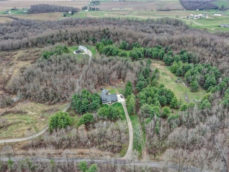 5742 Hilltop Drive NW, Strasburg, OH 44680 Photo 2