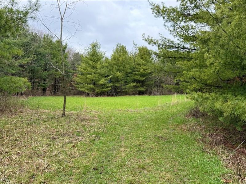 5742 Hilltop Drive NW, Strasburg, OH 44680 Photo 20