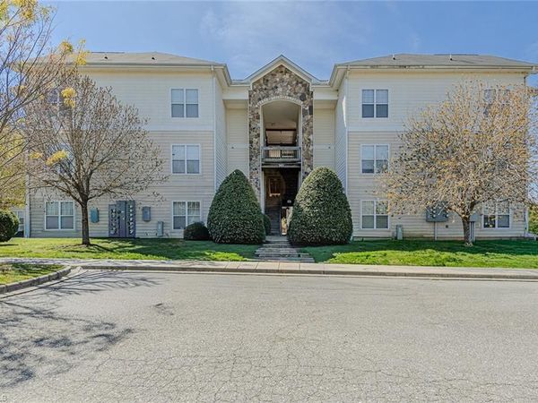 302 Campus Walk Trail , Unit 101, Elon, NC 27244