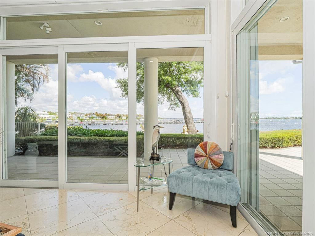 226 SW Palm Cove Drive, Palm City, FL 34990 Photo