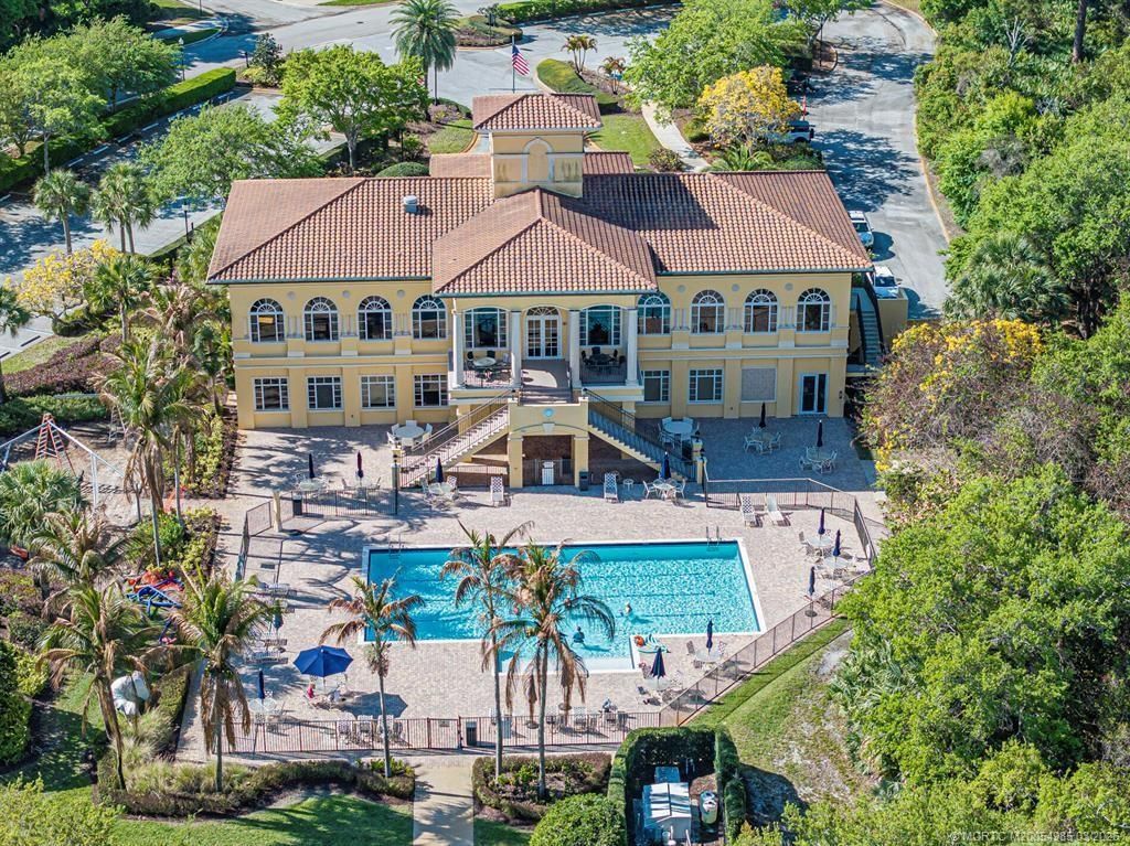 226 SW Palm Cove Drive, Palm City, FL 34990 Photo