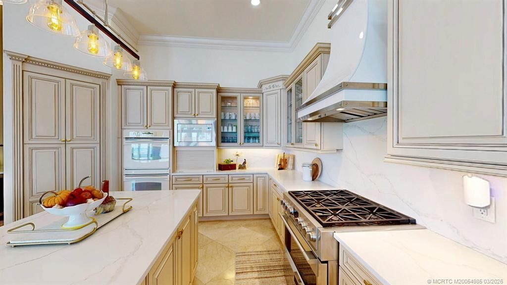 226 SW Palm Cove Drive, Palm City, FL 34990 Photo