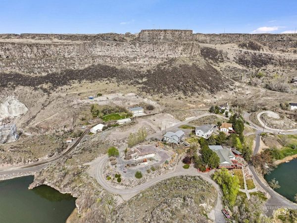 738 & 727 Falls View Drive, Twin Falls, ID 83301