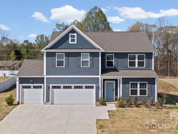 193 Wheatfield Drive, Statesville, NC 28677