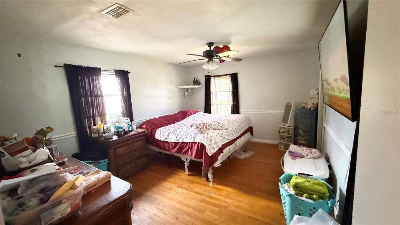 531 Arneson Avenue , Auburndale, FL 33823 Photo