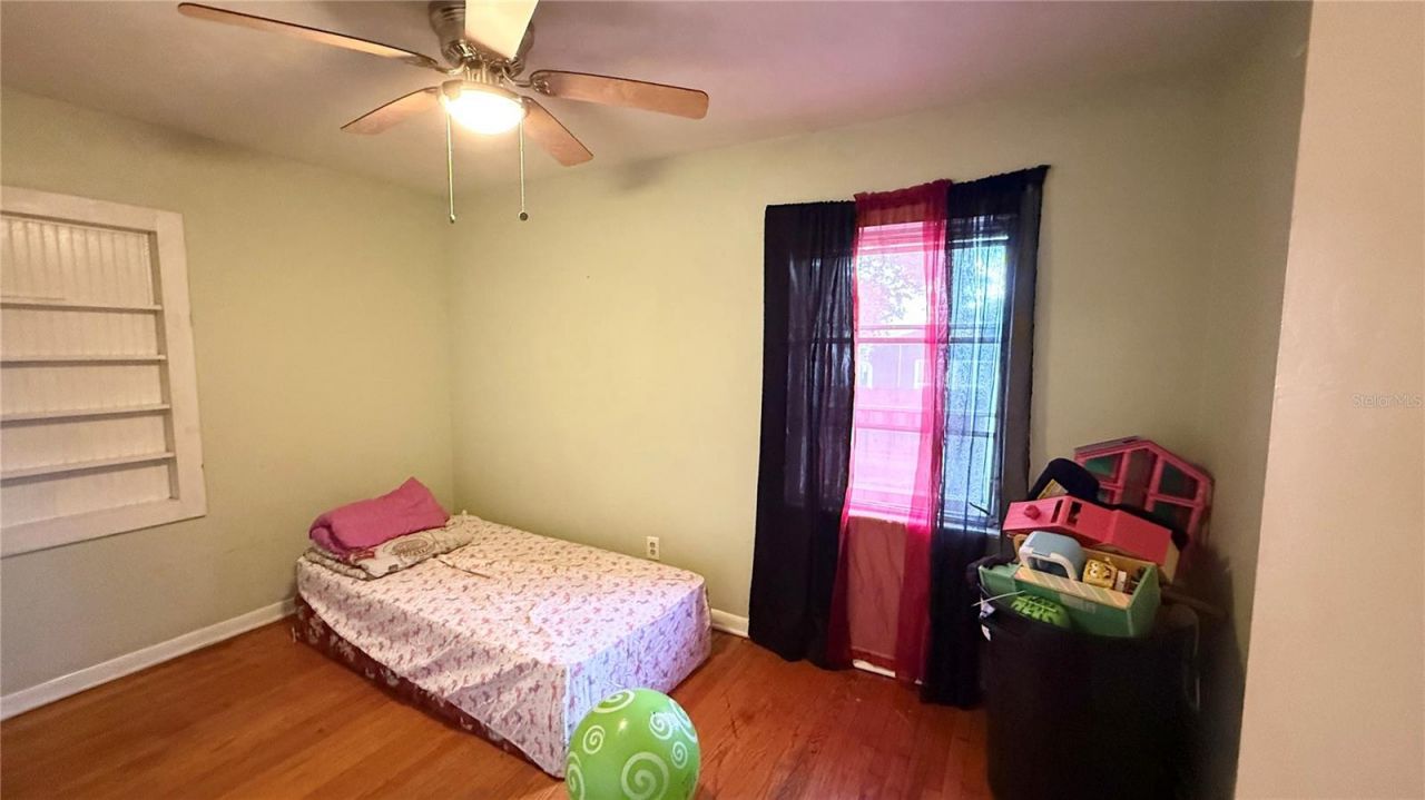 531 Arneson Avenue , Auburndale, FL 33823 Photo