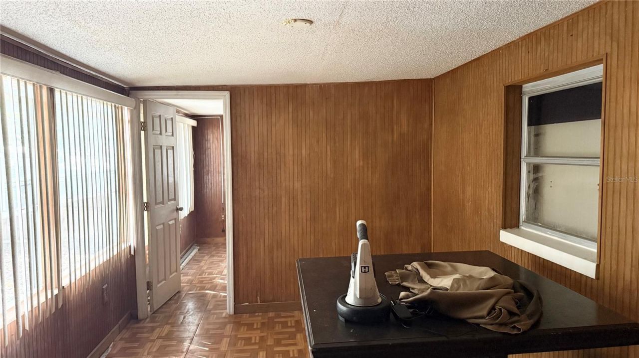 531 Arneson Avenue , Auburndale, FL 33823 Photo