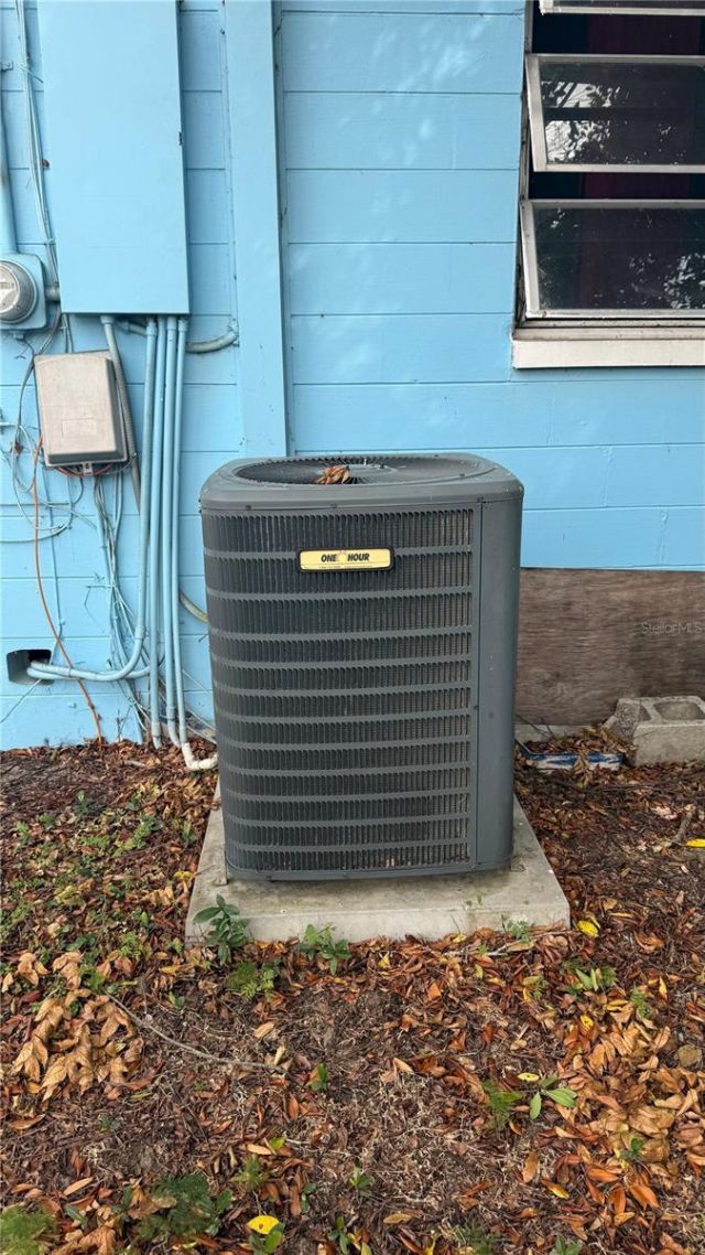 531 Arneson Avenue , Auburndale, FL 33823 Photo